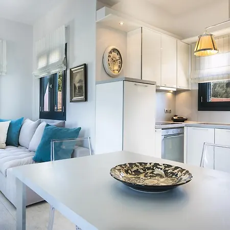 וילה Seirios Luxury